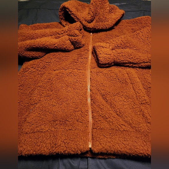 Full zip-up hoodie with pockets - Picture 4 of 4